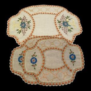 Vintage 3pc Hand Embroidery Blue Floral Vanity Doily Set Gold Flower Leaf Nice